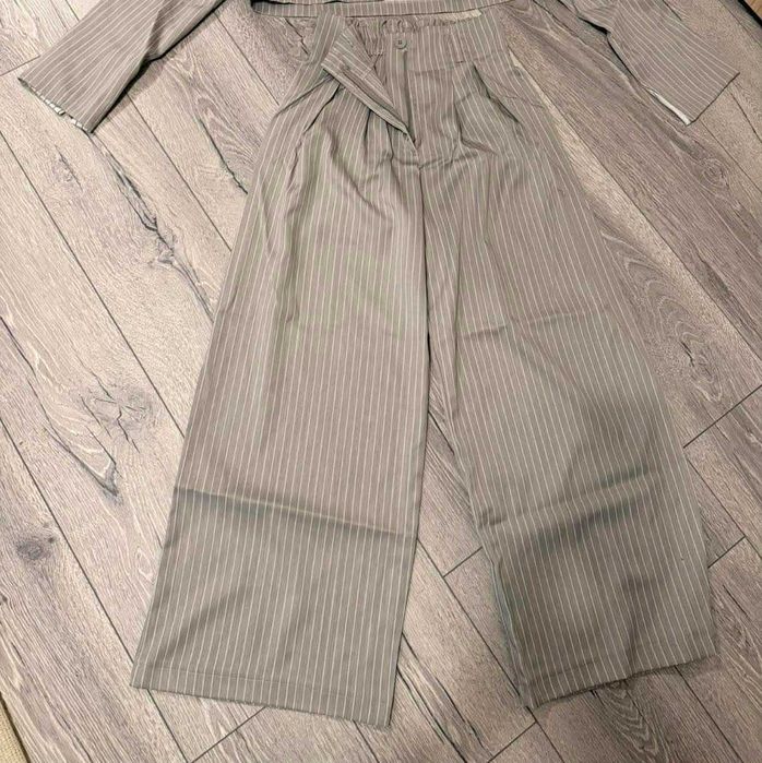 Дамски елегантен екип - размер S