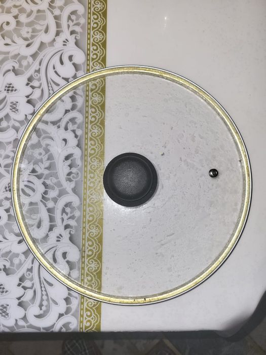 Посуда для дома + подарок поварёшка.