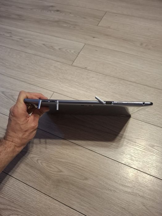 Vand Tableta Samsung XE500T1C