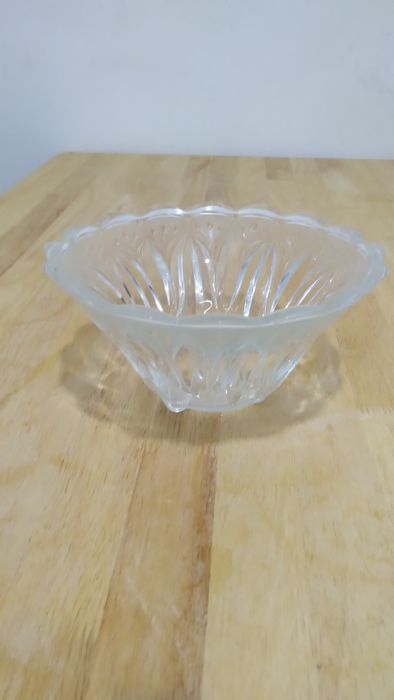 Тортница,салатницы,чайники