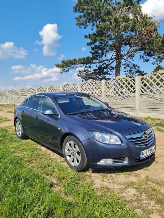 Se vinde opel insigna 2009,probleme la motor
