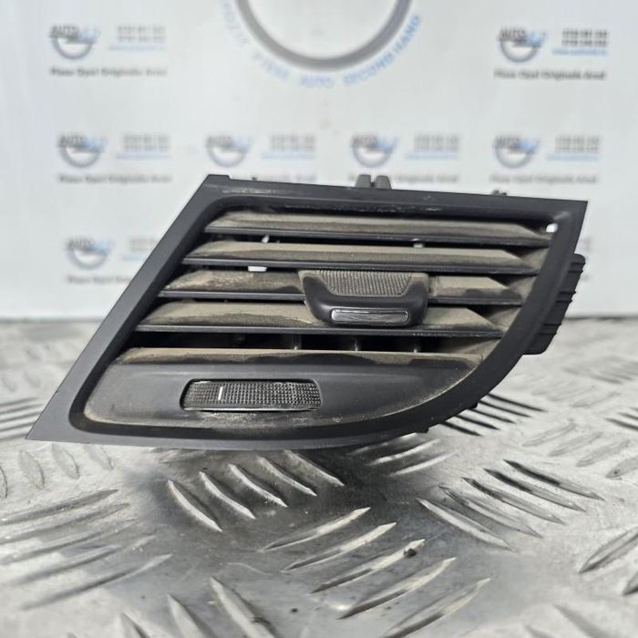 Grile ventilatie dreapta fata Opel Zafira C Tourer facelift
