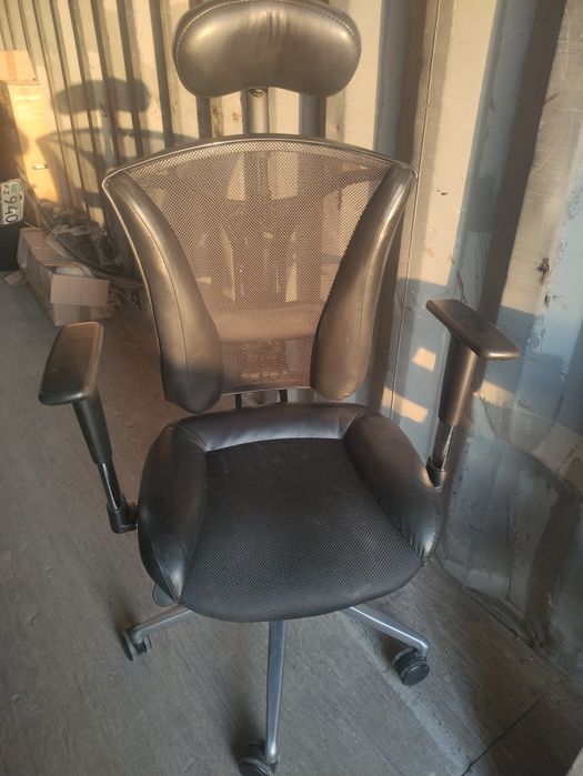 Стул офисный NOWY STYL