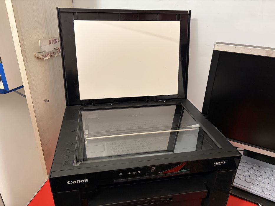 Принтер 3в1 , Canon i-sensys mf3010