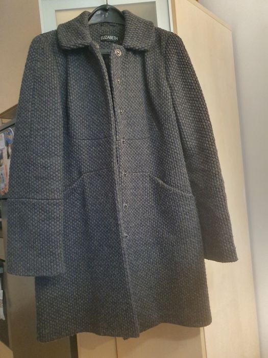 Елегантно дамско палто