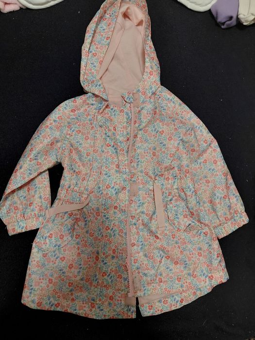 Geaca subtire fetite stare foarte buna