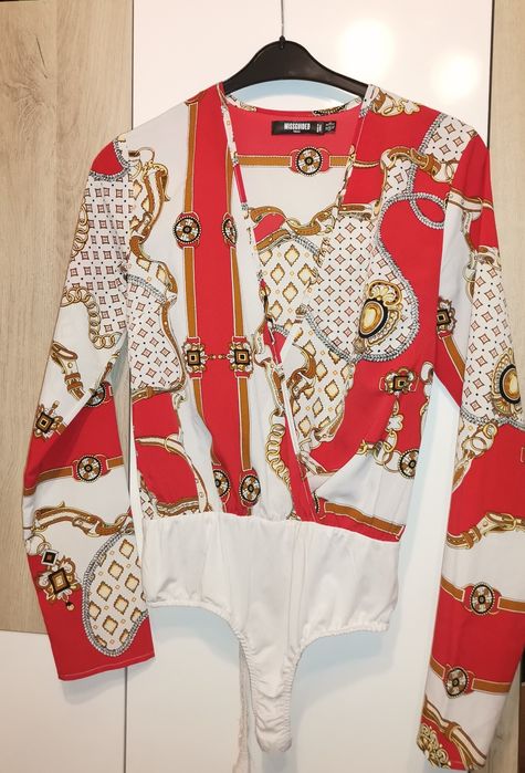 Дамски ризи М и Л размер