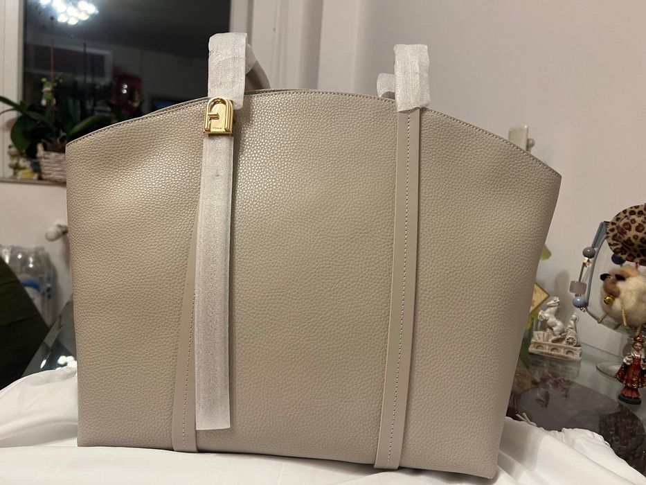 Furla дамска чанта