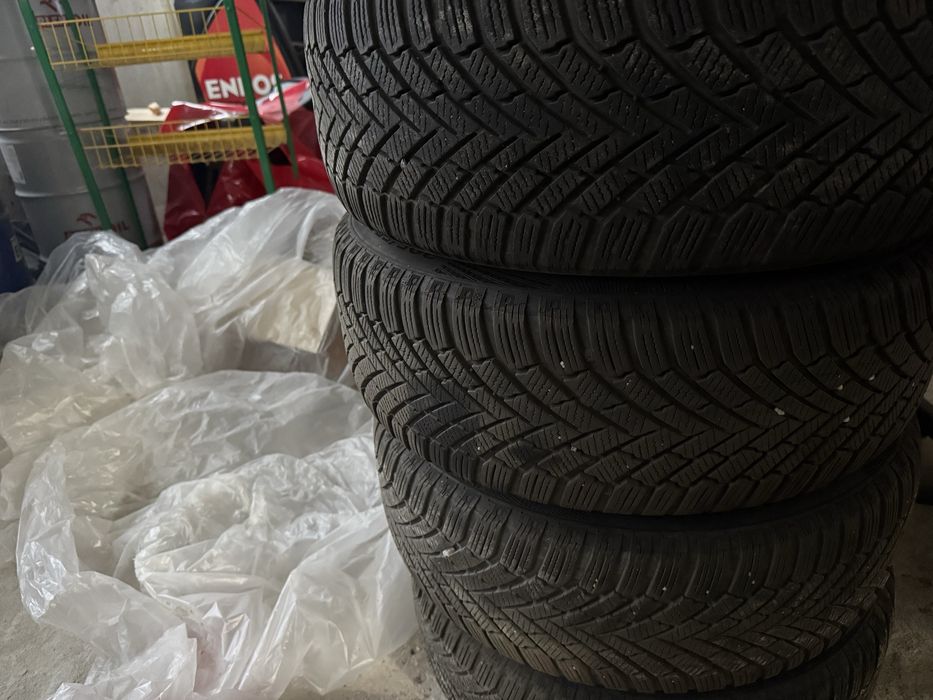 Джанти форд 16 със зимни гуми