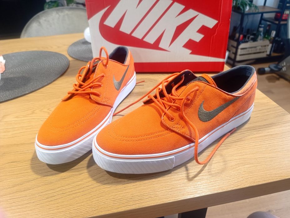 ЧИСТО НОВИ РЕДКИ Nike SB Stefan Janoski "Urban Orange"