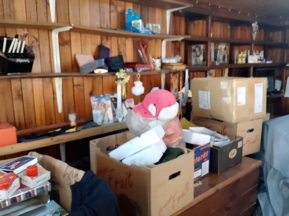 ТОТАЛНА  Разпродажба.