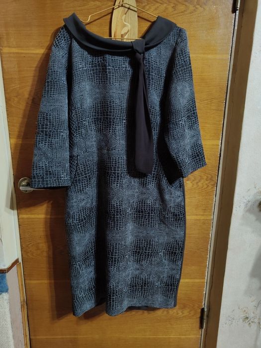 Женские платья от 50 размера до 54.