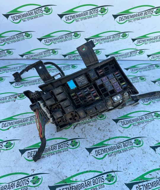 Panou sigurante si relee Nissan Terrano R20
