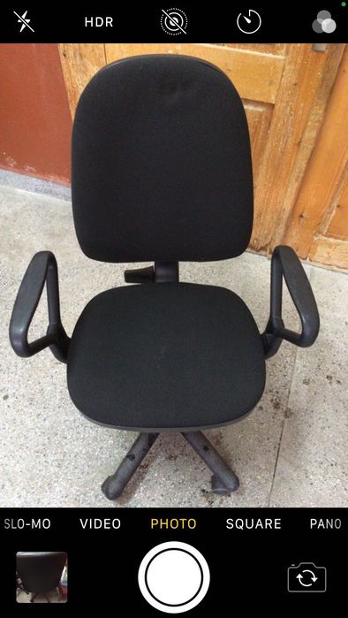 2 броя текстилени стола