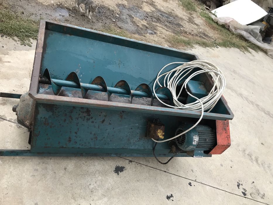 Vand zdrobitor struguri electric