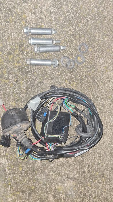 Cârlig remorcare complet