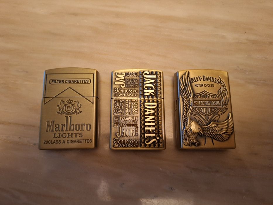 Газови метални запалки (3 броя-20лв.)