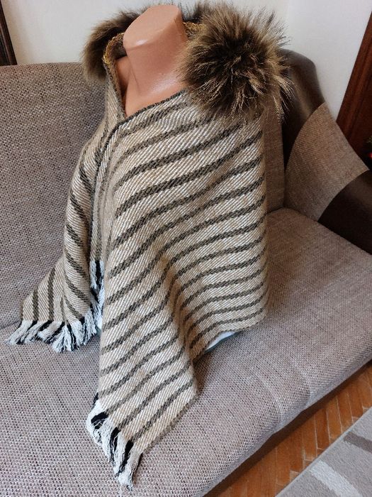 Șal nou unicat din 100% lana si blana naturala