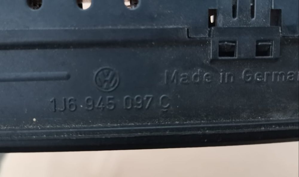 Lampa stop suplimentar seat alhambra ford galaxy vw sharan 1J6945097C