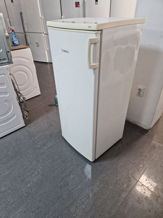 Хладилник с фризер Bosch A++