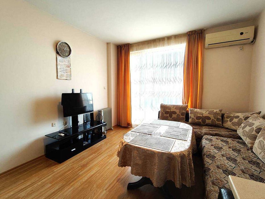 ТОП ЛОКАЦИЯ /Двустаен  до централния плаж с басейн в комплекс Мелия 1