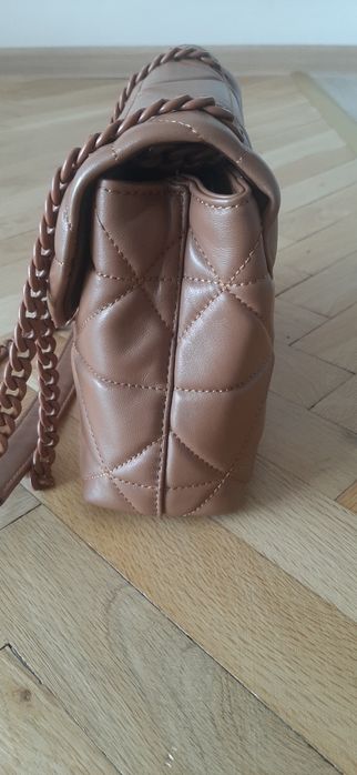 Prada чисто нова чанта
