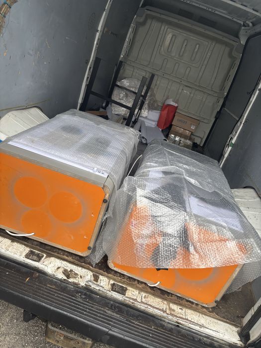 Нов диван, доставка на мебели