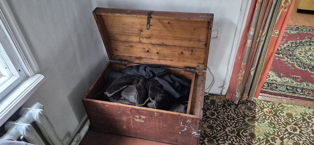 Сундук деревяный старинный