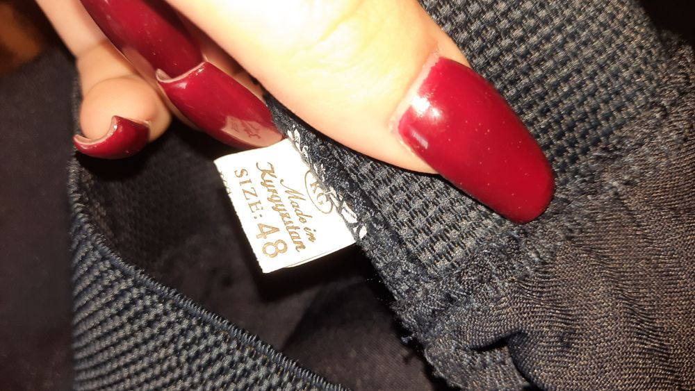 Продам школьные юбки