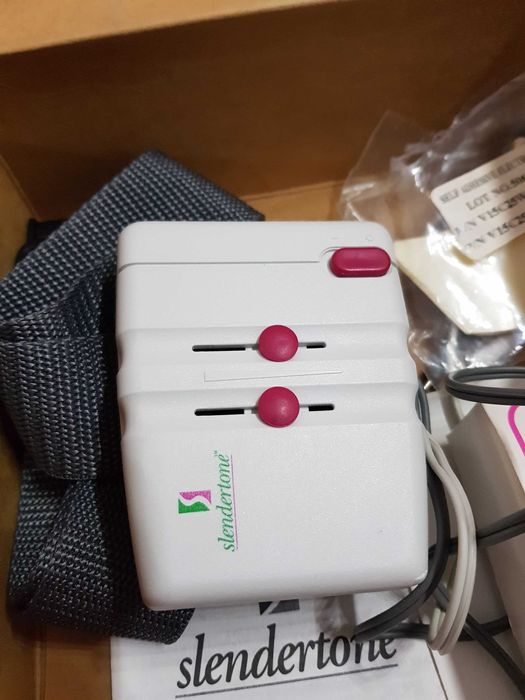 Slendertone model 340-sistemul bustyler, modelarea bustului/pieptului.