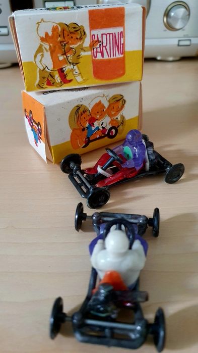 Cart miniatural jucărie vintage comunism