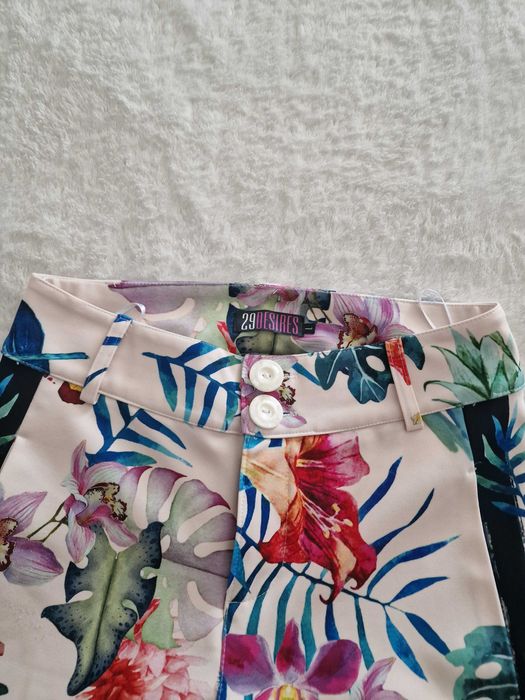 Дамск панталон на фирма 29 desire и тъмно сини дънки