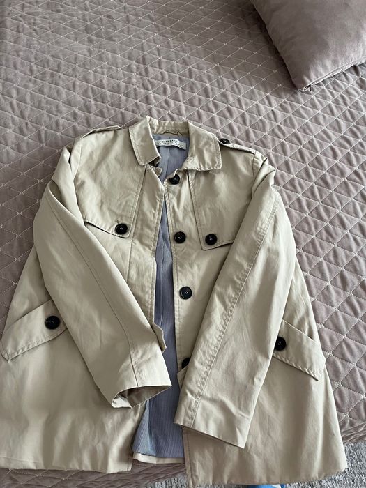 Женский плащ Zara