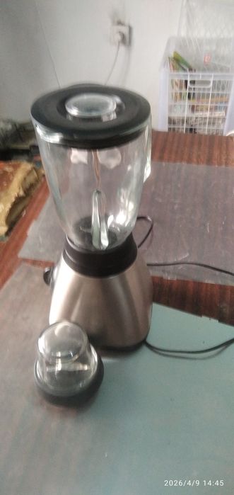 Блендер продам новый
