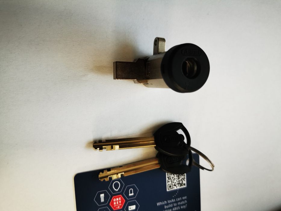 Incuietoare baterie bicicleta electrica abus Cube it3 b3 xplu