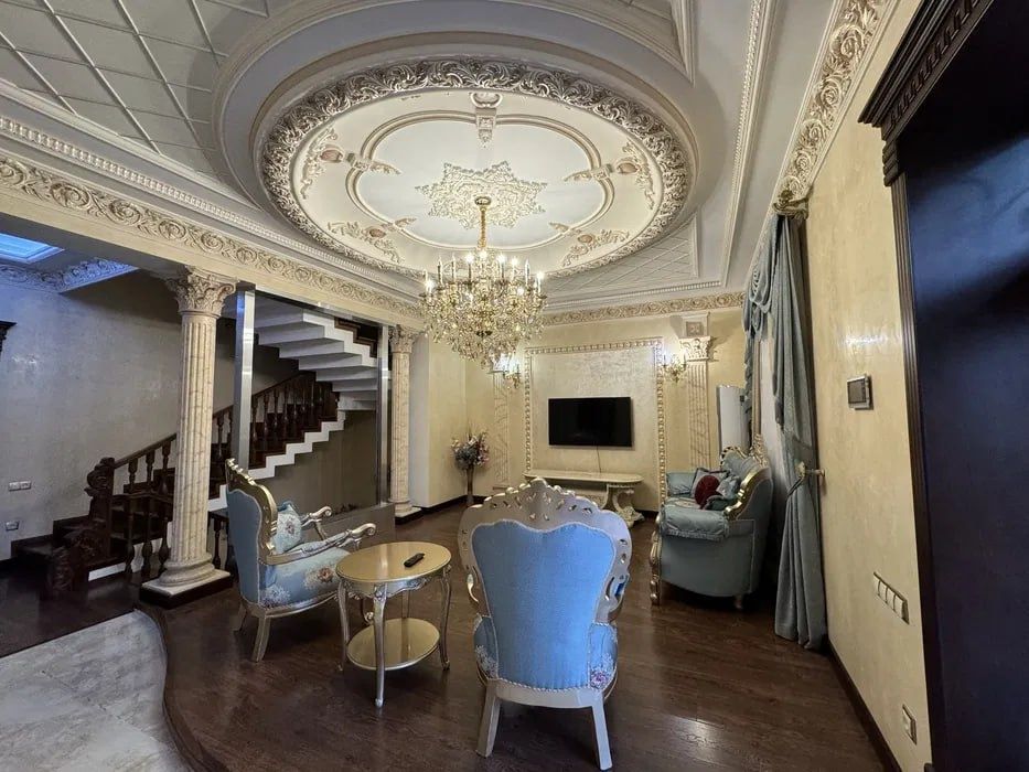Сдам большой дом под офис в Мирзо-Улугбеке (12 комнат, 240 м²)