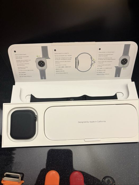 apple watch series 10, 46mm nou,detin factura istyle+ accesorii de ultra cond 10/10 pret 1500