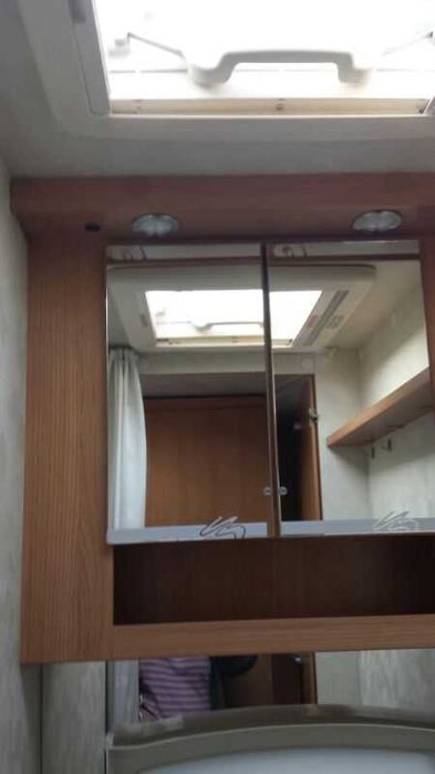 Vand  rulota fast-food, si rulota camping.