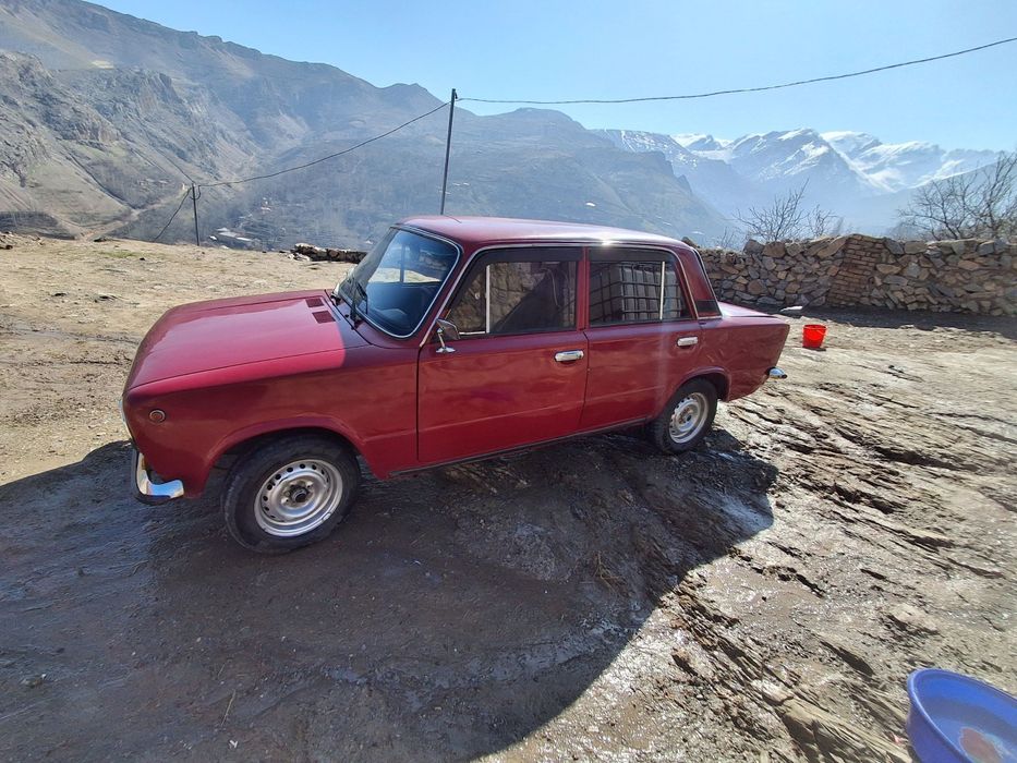 Ваз    1989 йил.