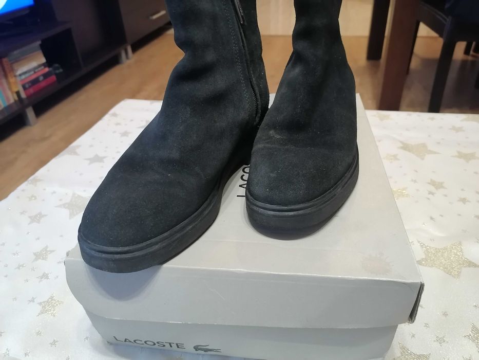 Дамски велурени боти