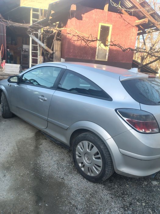 Vând Opel Astra h gtc 2007