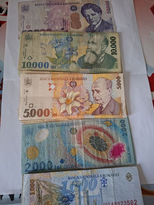 Vând bancnote vechi