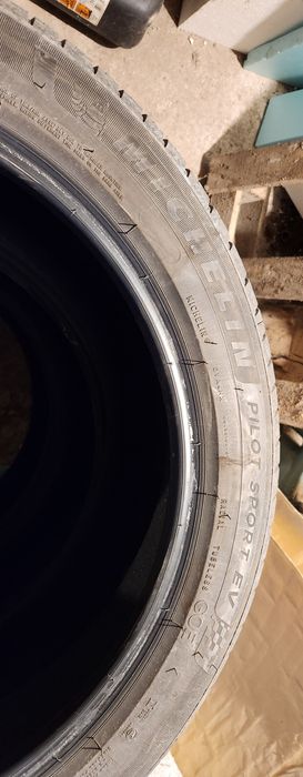 255/45R20 4 Гуми Michelin Sport EV