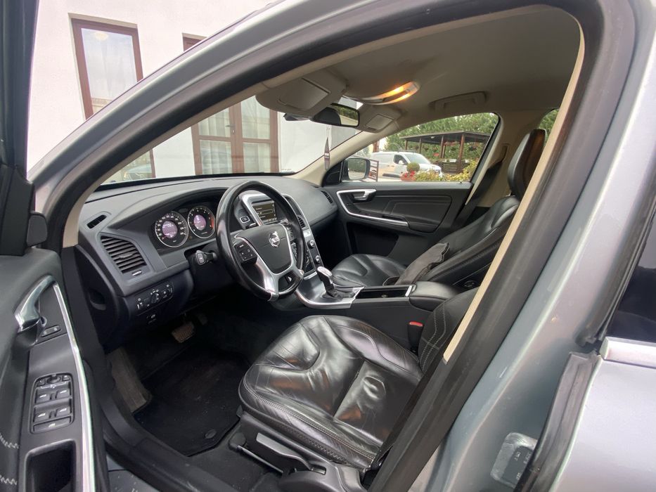 VOLVO XC60 2013 — imagine 5