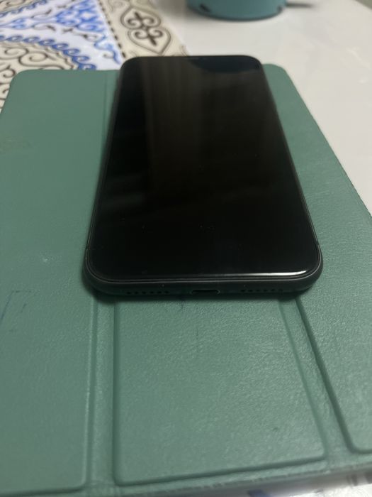 Продам, iphone 11 память 128 ГБ