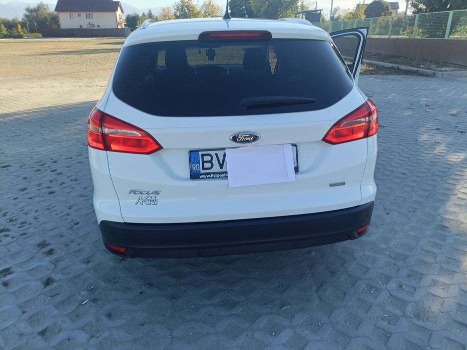 FORD Focus 2015 — imagine 2