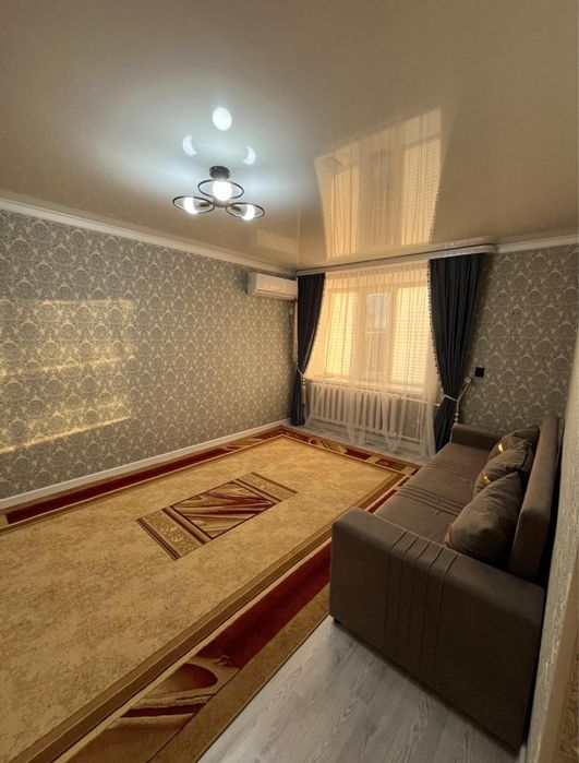 Продаётся 1 к кв на 8 мкр