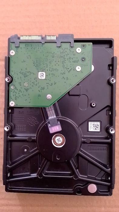 Хард диск HDD 2TB 3.5" Seagate 100% здраве, sata3