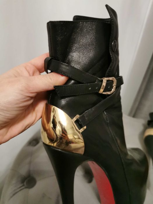 Cizme Christian Louboutin piele naturala