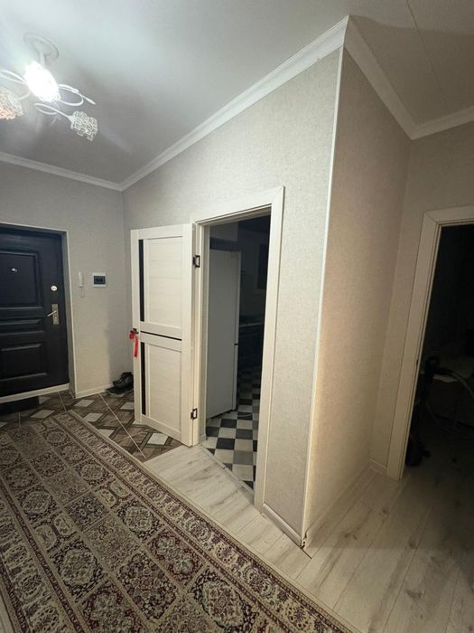 Продам 2 ком квартира Батыс 2